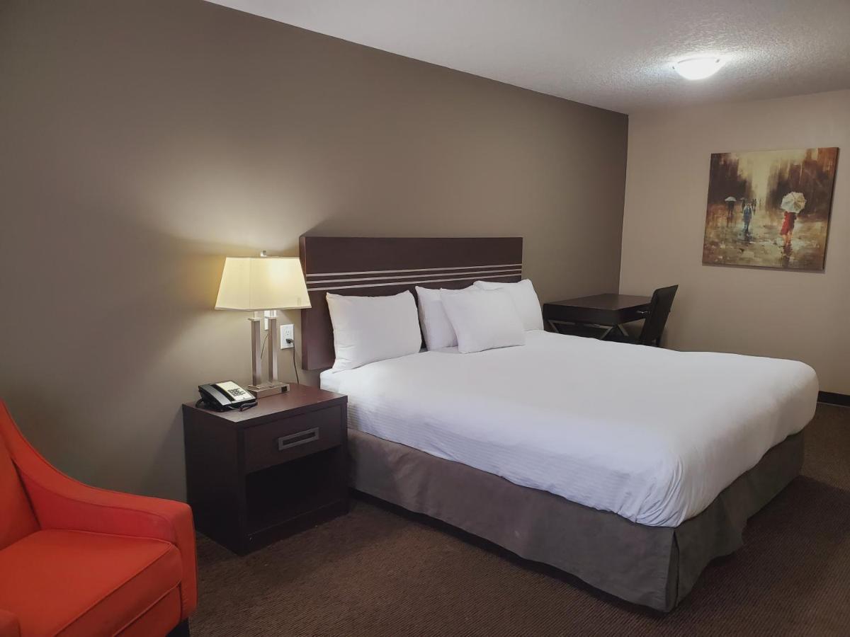 Royal Lodge Едмънтън Екстериор снимка
