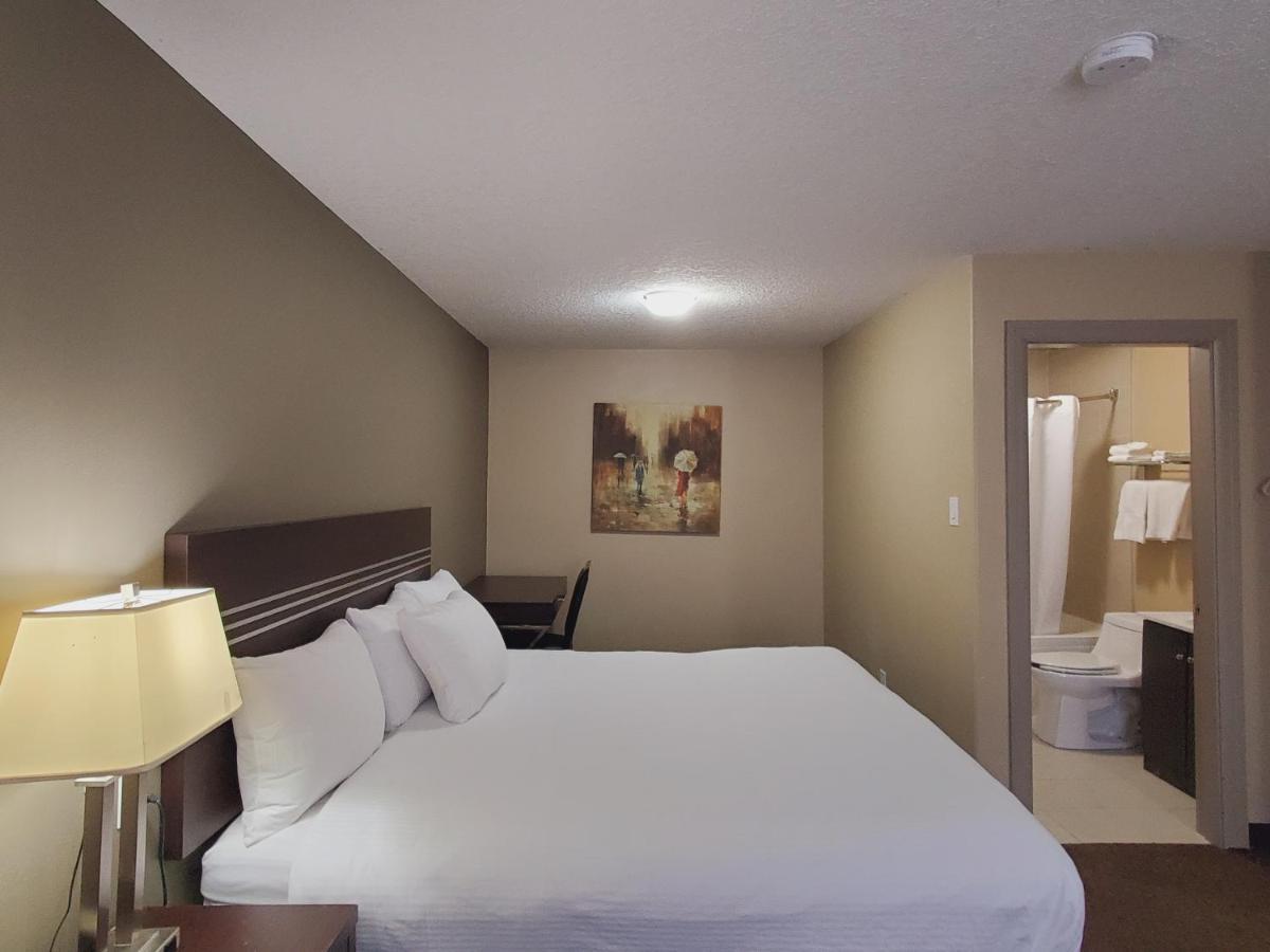 Royal Lodge Едмънтън Екстериор снимка