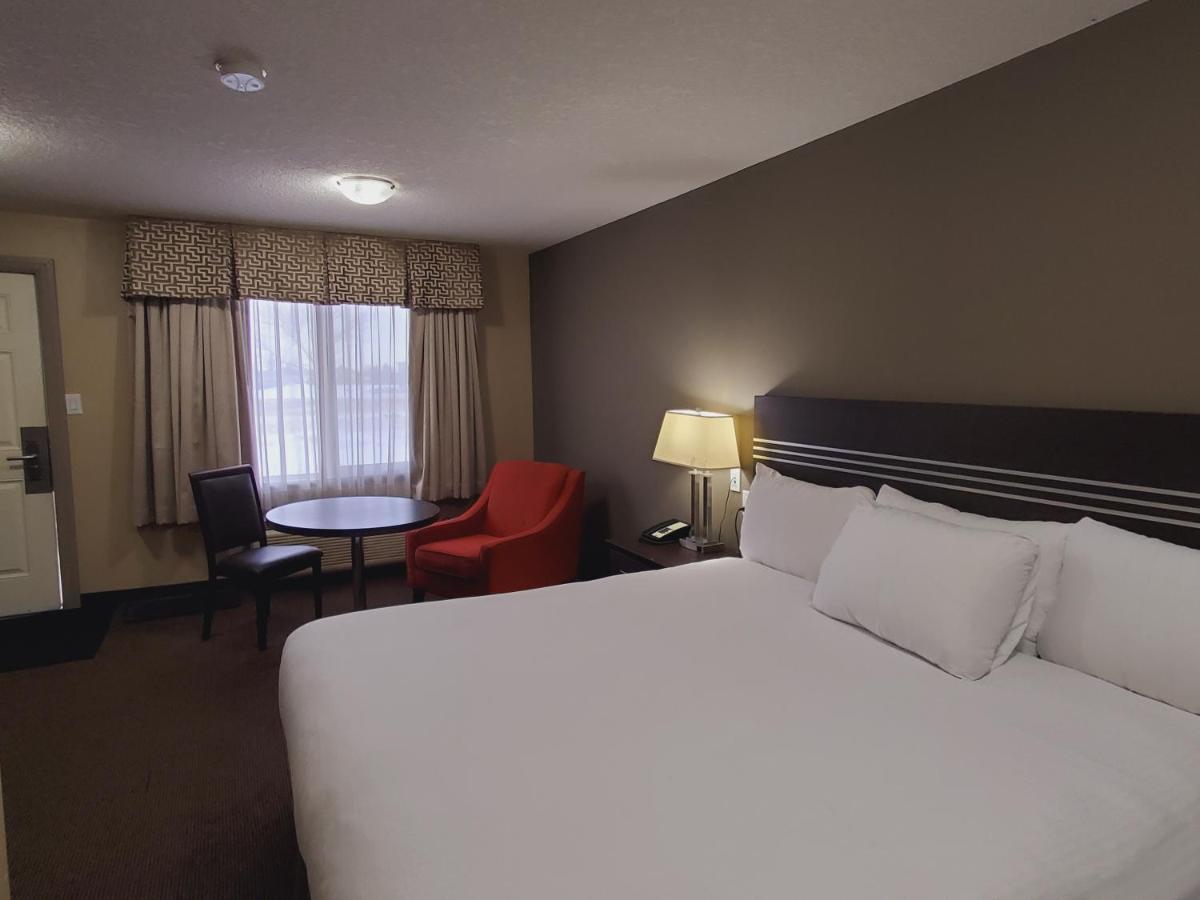 Royal Lodge Едмънтън Екстериор снимка