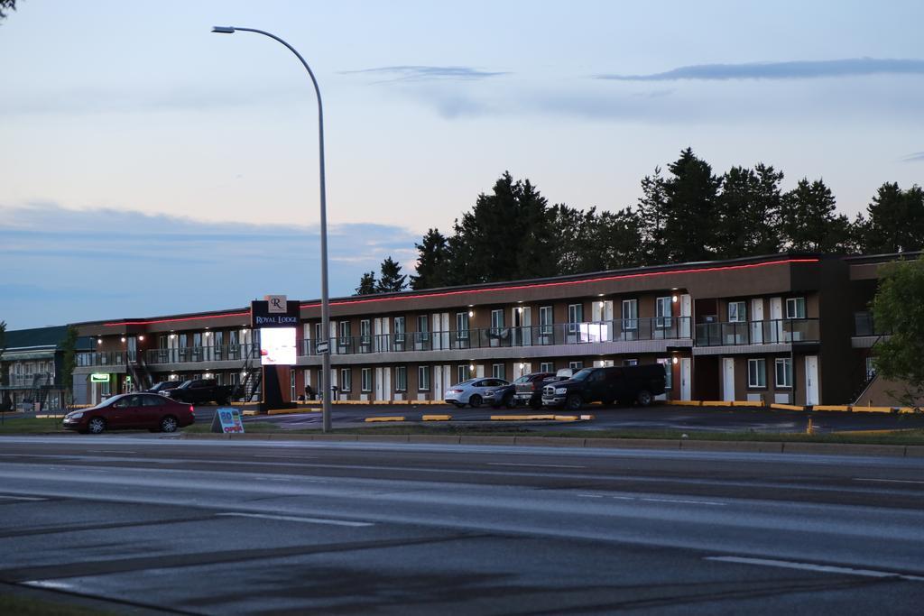 Royal Lodge Едмънтън Екстериор снимка